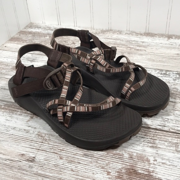 chaco hiking sandals